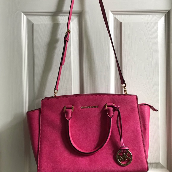 MICHAEL KORS HANDBAG WITH CROSSBODY STRAP   EUC - Picture 3 of 14